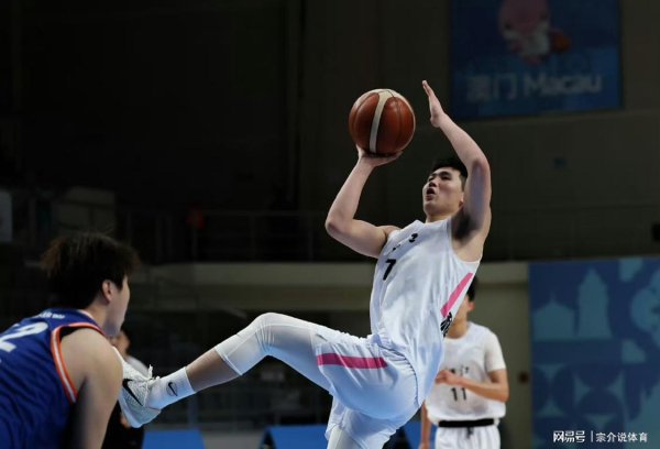 辽宁配资平台叫什么名字 全运会最夸张比赛，一个人投篮48次得52分，队友都快冻冷了